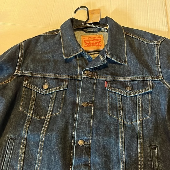 Levi's Dark Blue Denim Jacket - Picture 10 of 16